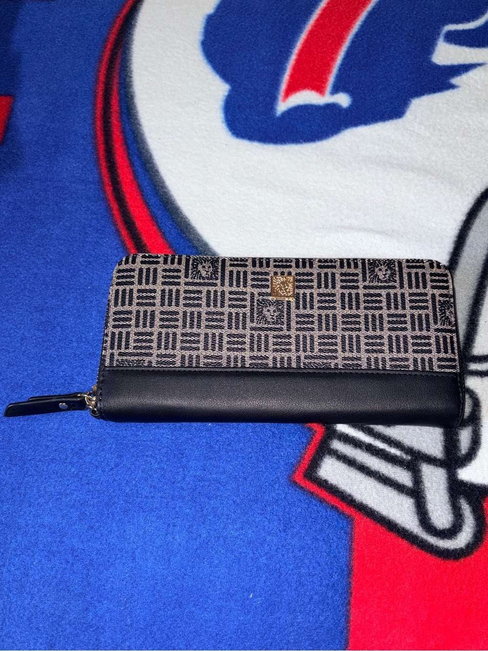 Anne Klein Black and Beige Logo Zip Wallet